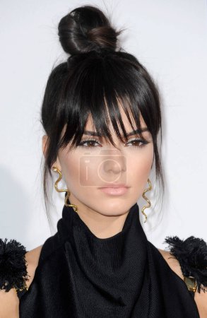 Téléchargez les photos : Kendall Jenner aux American Music Awards 2015 au Microsoft Theater à Los Angeles, USA le 22 novembre 2015. - en image libre de droit