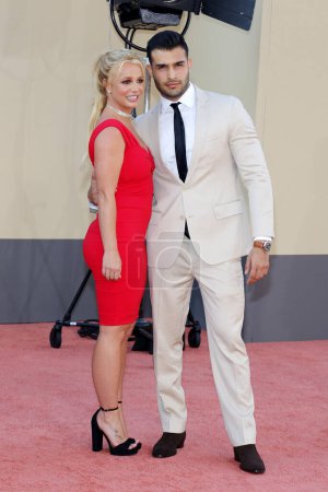 Photo for Britney Spears and Sam Asghari at the Los Angeles premiere of 'Once Upon a Time In Hollywood' held at the TCL Chinese Theatre IMAX in Hollywood, USA on July 22, 2019. - Royalty Free Image