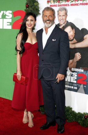 Photo for Mel Gibson and Rosalind Ross at the Los Angeles premiere of 'Daddy's Home 2' held at the Regency Village Theatre in Westwood, USA on November 5, 2017. - Royalty Free Image