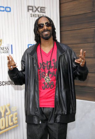 Foto de Snoop Dogg at the 2013 Spike TV Guys Choice Awards held at the Sony Pictures Studios in Culver City in Los Angeles, USA om June 8, 2013. - Imagen libre de derechos