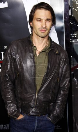 Foto de Olivier Martinez attends the Los Angeles Premiere of "American Gangster" held at the ArcLight Cinemas in Hollywood, California, United States on October 29, 2007. - Imagen libre de derechos