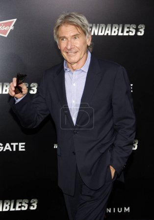 Téléchargez les photos : Harrison Ford lors de la première de "The Expendables 3" au TCL Chinese Theatre à Los Angeles, USA, le 11 août 2014. - en image libre de droit