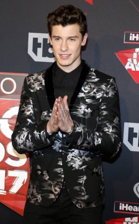 Foto de Shawn Mendes en el 2017 iHeartRadio Music Awards celebrado en el Foro en Inglewood, EE.UU. el 5 de marzo de 2017. - Imagen libre de derechos