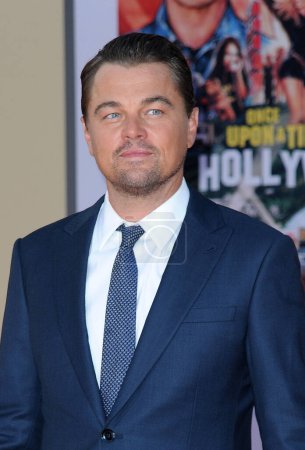 Téléchargez les photos : Leonardo DiCaprio lors de la première à Los Angeles de "Once Upon a Time In Hollywood" au TCL Chinese Theatre IMAX à Hollywood, États-Unis le 22 juillet 2019
. - en image libre de droit