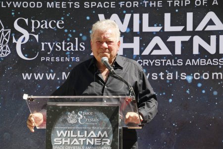 Téléchargez les photos : William Shatner au Space Crystals Immortalize Me - Lancement de DNA On Moon au TCL Chinese Theater à Hollywood, États-Unis le 14 juillet 2023. - en image libre de droit