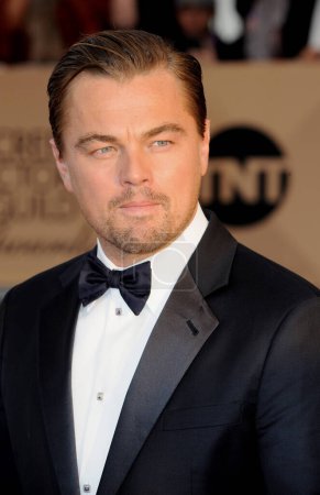 Téléchargez les photos : Leonardo DiCaprio à la 22e cérémonie annuelle des Screen Actors Guild Awards au Shrine Auditorium de Los Angeles, États-Unis, le 30 janvier 2016. - en image libre de droit