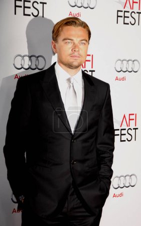 Téléchargez les photos : Leonardo DiCaprio à l'AFI Fest 2011 Soirée d'ouverture Gala Première mondiale de "J. Edgar" au Grauman's Chinese Theater à Hollywood, USA le 3 novembre 2011. - en image libre de droit