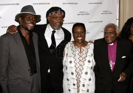 Photo for Samuel L. Jackson and Archbishop Desmond Tutu at the Archbishop Desmond Tutu's 75th Birthday Celebration held at the Regent Beverly Wilshire Hotel in Beverly Hills, California on September 18, 2006. - Royalty Free Image