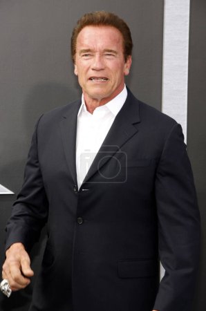 Foto de Arnold Schwarzenegger en el estreno en Los Ángeles de "Terminator Genisys" celebrado en el Dolby Theatre en Los Ángeles, EE.UU. el 28 de junio de 2015. - Imagen libre de derechos