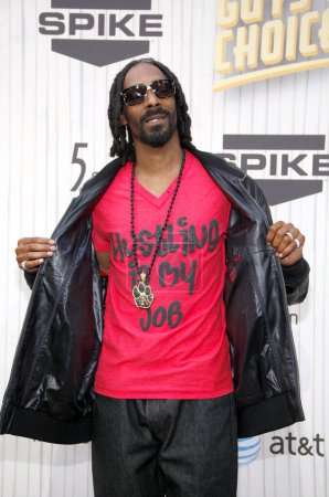 Foto de Snoop Dogg en el 2013 Spike TV Guys Choice Awards celebrado en los Sony Pictures Studios en Culver City en Los Ángeles, EE.UU. el 7 de junio de 2013. - Imagen libre de derechos