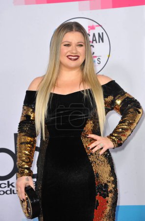 Photo for Kelly Clarkson at the 2017 American Music Awards held at the Microsoft Theater in Los Angeles, USA on November 19, 2017. - Royalty Free Image