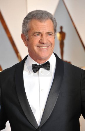 Foto de Mel Gibson en los 89º Premios Anuales de la Academia celebrados en el Hollywood and Highland Center en Hollywood, EE.UU. el 26 de febrero de 2017. - Imagen libre de derechos