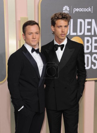 Foto de Taron Egerton and Austin Butler at the 80th Annual Golden Globe Awards held at the Beverly Hilton Hotel in Beverly Hills, USA on January 10, 2023. - Imagen libre de derechos