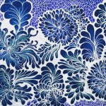 Floral abstraction in delft blue with white background. The dabbing technique near the edges gives a soft focus effect due to the altered surface roughness of the paper.