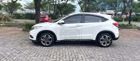 Foto de Indonesia, Surakarta, 25 de octubre de 2022, Honda HR-V es un SUV crossover subcompacto producido por Honda de Japón. - Imagen libre de derechos