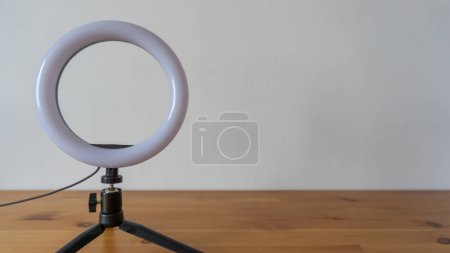 Versatile ring light on sleek tripod