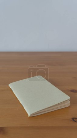 Foto de Diario beige, perfecto para tomar notas, planificar e inspirar - Imagen libre de derechos