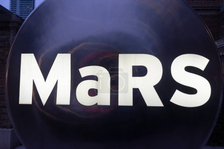 Foto de Toronto, ON, nCaada - 17 de diciembre de 2022: Mars, Incorporated es un fabricante multinacional estadounidense de confitería, alimentos para mascotas y otros productos alimenticios y un proveedor de servicios de cuidado de animales. - Imagen libre de derechos