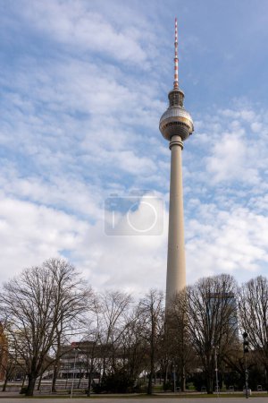 Berlińska wieża telewizyjna na stacji Alexanderplatz, Berlin, Niemcy. Berlin Wieża telewizyjna Skyline Alexanderplatz.