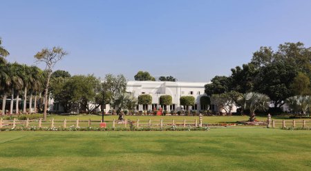 Foto de DEWLHI INDIA - 02 11 2023: Gandhi Smriti o Birla Bhavan House es un museo dedicado a Mahatma Gandhi en la ciudad de Nueva Delhi en la India - Imagen libre de derechos