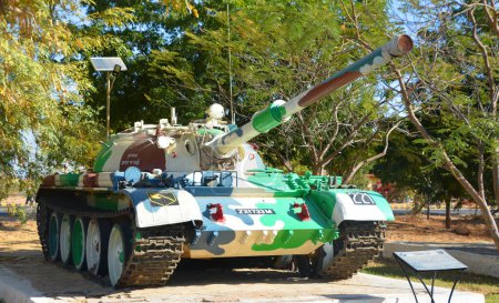 Téléchargez les photos : JAISALMER RAJASTHAN INDIA - 02 14 2023 : Les chars T-54 et T-55 sont une série de chars de combat soviétiques introduits dans les années suivant la Seconde Guerre mondiale.. - en image libre de droit