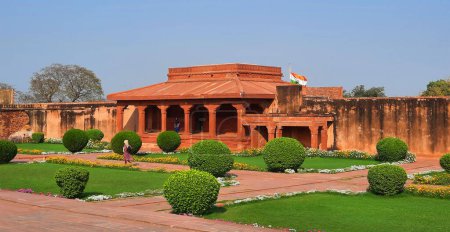 Téléchargez les photos : Fort de Fatehpur Sikri - Buinding Diwan-E-Aam - en image libre de droit