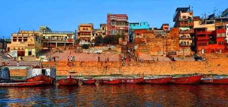 Photo for VARANASI BHOJPUR PURVANCHAL INDIA - 03 05 2023: Illustration of Varanasi, Banaras or Benares and Kashithat has a central place in the traditions of pilgrimage, death, and mourning in the Hindu world - Royalty Free Image