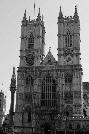 Téléchargez les photos : LONDRES ROYAUME-UNI - 06 19 2023 : Winchester Palace était un palais du XIIe siècle qui servait de maison de ville aux évêques de Winchester à Londres - en image libre de droit