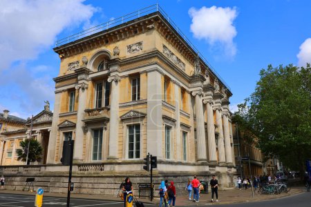 Photo for OXFORD, UNITED KINGDOM 06 20 2023: Ashmolean Museum, the world's first university museum. Its first building was erected in 1678-1683 to house that Elias Ashmole gave to the University of Oxford - Royalty Free Image