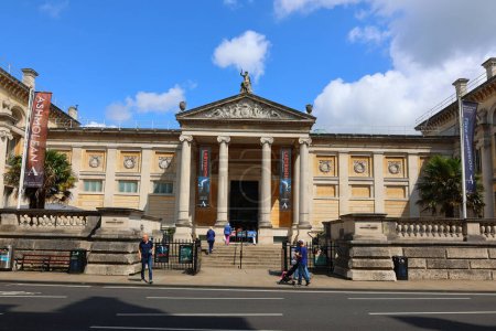 Foto de OXFORD, REINO UNIDO 06 20 2023: Christ Church es el hogar de una comunidad acogedora de estudiantes y personal que estudia en una de las universidades más bellas de Oxford - Imagen libre de derechos