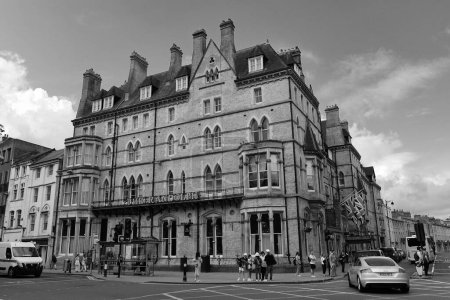 Téléchargez les photos : LONDRES, ROYAUME-UNI 06 19 2023 : Quelques-uns des bâtiments les plus célèbres d'Oxford, célèbres pour leur architecture étonnante. - en image libre de droit
