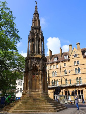 Téléchargez les photos : LONDRES, ROYAUME-UNI 06 19 2023 : Quelques-uns des bâtiments les plus célèbres d'Oxford, célèbres pour leur architecture étonnante. - en image libre de droit