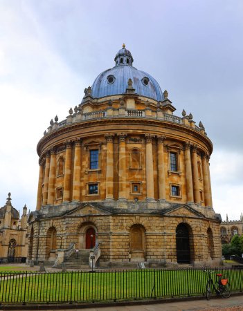 Téléchargez les photos : Le bâtiment Radcliffe Camera sur le campus de l'Université d'Oxford, créé en 1737-1749, pour abriter la Radcliffe Science Library. - en image libre de droit