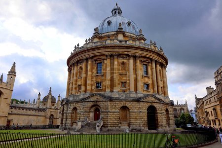 Téléchargez les photos : Le bâtiment Radcliffe Camera sur le campus de l'Université d'Oxford, créé en 1737-1749, pour abriter la Radcliffe Science Library. - en image libre de droit