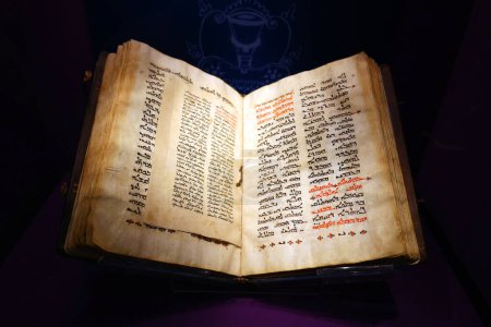 Foto de DUBLIN REPUBLIC OF IRLAND 05 29 2023: Lectionary of the Syriac Epistles: According to the Ancient Rite of the Syrian Orthodox Church of Antioch Chester Beatty Library - Imagen libre de derechos