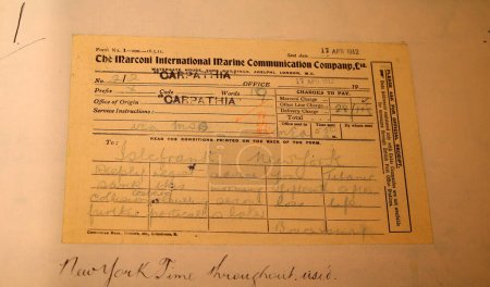 Téléchargez les photos : LIVERPOOL UNITED KINGDOM 06 07 23: Telegram from the Olympic cruise ship on 17 april 1912 two days after the Titanic sinking is an ocean liner that was built in Belfast. - en image libre de droit
