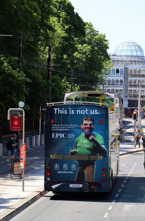 Foto de DUBLIN REPUBLIC OF IRELAND 05 28 2023: Dublin Bus is a State-owned bus operator providing services in Dublin. By far the largest bus operator in the city, it carried 138 million passengers in 2019 - Imagen libre de derechos