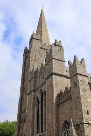 Téléchargez les photos : RÉPUBLIQUE DUBLINE D'IRLANDE 05 28 2023 : La cathédrale Saint-Patrick, fondée en 1191 en tant que cathédrale catholique romaine, est actuellement la cathédrale nationale de l'Église d'Irlande - en image libre de droit