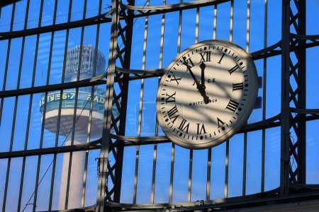 Photo for LIVERPOOL UNITED KINGDOM 06 07 2023: Liverpool Lime Street Station Clock is the largest and oldest railway station in Liverpool, having been opened to the public in August 1836 and Radio City Tower - Royalty Free Image