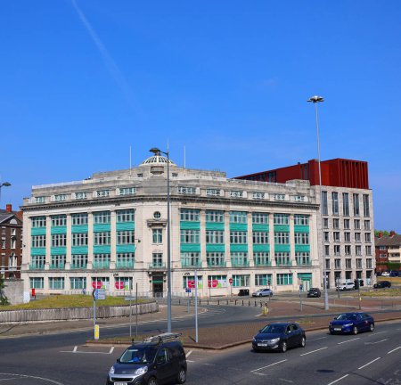 Téléchargez les photos : Belle architecture et vue sur la rue à Liverpool, Royaume-Uni - en image libre de droit