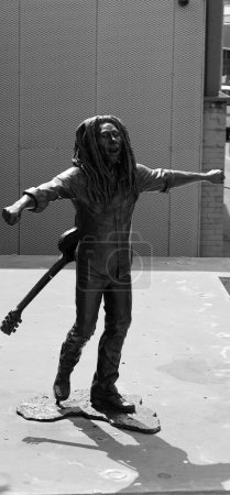 Photo for LIVERPOOL UNITED KINGDOM 06 07 2023: Statue of Reggae legend Bob Marley has been unveiled in Liverpool. The seven-foot tall sculpture is located on Jamaica Street - Royalty Free Image