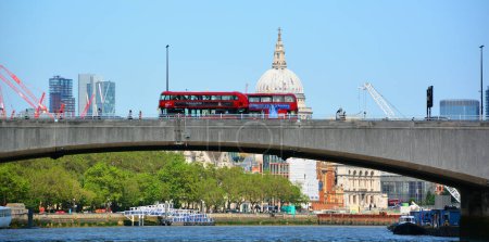 Téléchargez les photos : LONDON UNITED KINGDOM - 06 17 2023: View of London. - en image libre de droit
