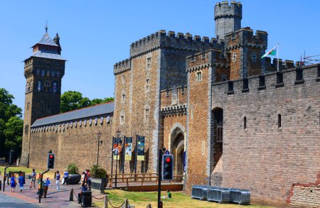 Téléchargez les photos : CARDIFF WALES ROYAUME-UNI 06 17 2023 : Château de Cardiff - en image libre de droit