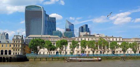 Téléchargez les photos : Paysage urbain de Londres avec une belle architecture, Royaume-Uni - en image libre de droit