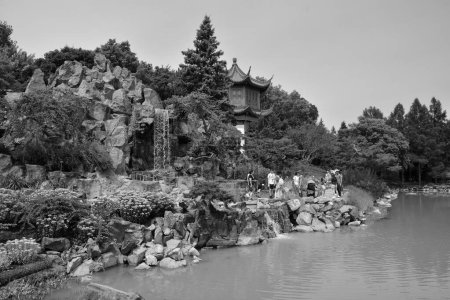 Téléchargez les photos : MONTRÉAL QUÉBEC CANADA 08 27 2020 : Jardin chinois au Jardin botanique de Montréal - en image libre de droit