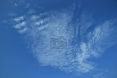 Téléchargez les photos : Texture de fond du ciel naturel, belle couleur - en image libre de droit