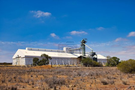 Photo for Huge grain bin in the Western Australian Wheat Belt. Pindar, Geraldton, Western Australia - Royalty Free Image