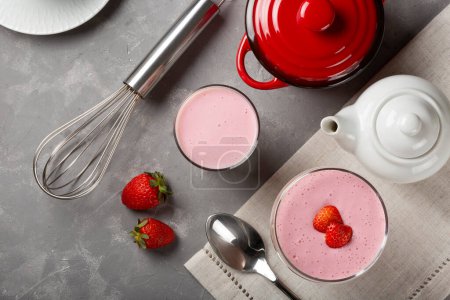 Photo for Delicious strawberry mousse in glass goblet. - Royalty Free Image