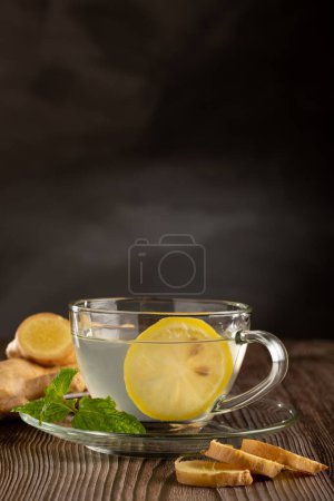 Thé au gingembre au citron sicilien et menthe.