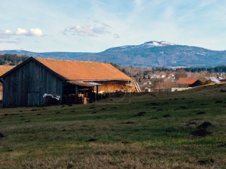Foto de View on the rural part of the Zwiesel settlement in Bavaria, Germany at early spring - Imagen libre de derechos